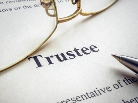 What Does a Trustee of a Trust Need to Do?