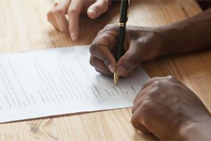 Revocable Living Trust or Irrevocable Living Trust: Which is Right for Me?
